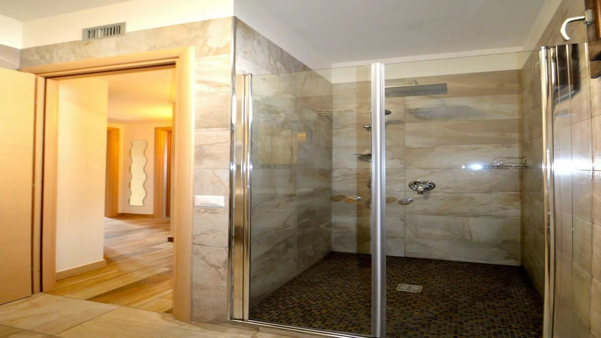 شقة Royal Sea House تْشيفالو إيطاليا